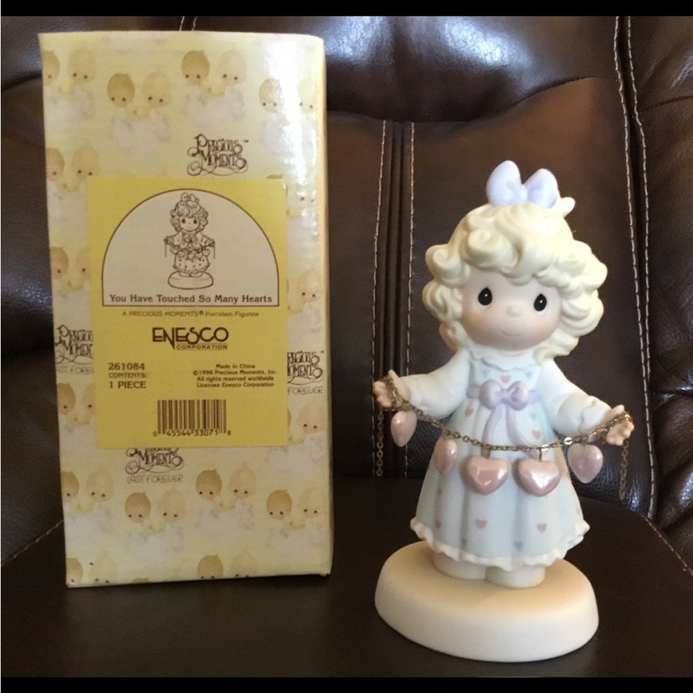 Precious Moments “You Have Touched So Many Hearts” 1996 figurine